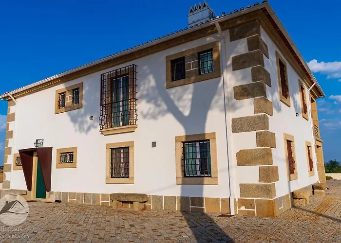 Local Santa Marta * Zebreira