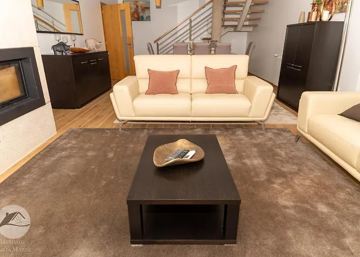 Local Santa Marta * Zebreira